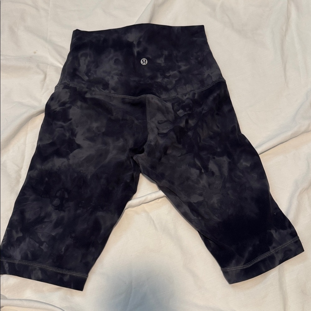 Black Tie-Dye High-Waisted Shorts Lululemon 4